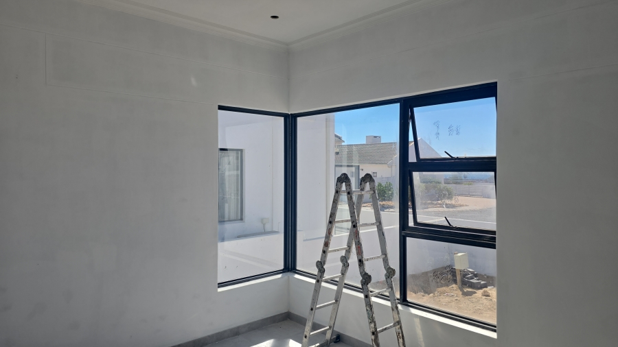 3 Bedroom Property for Sale in Sandy Point Western Cape